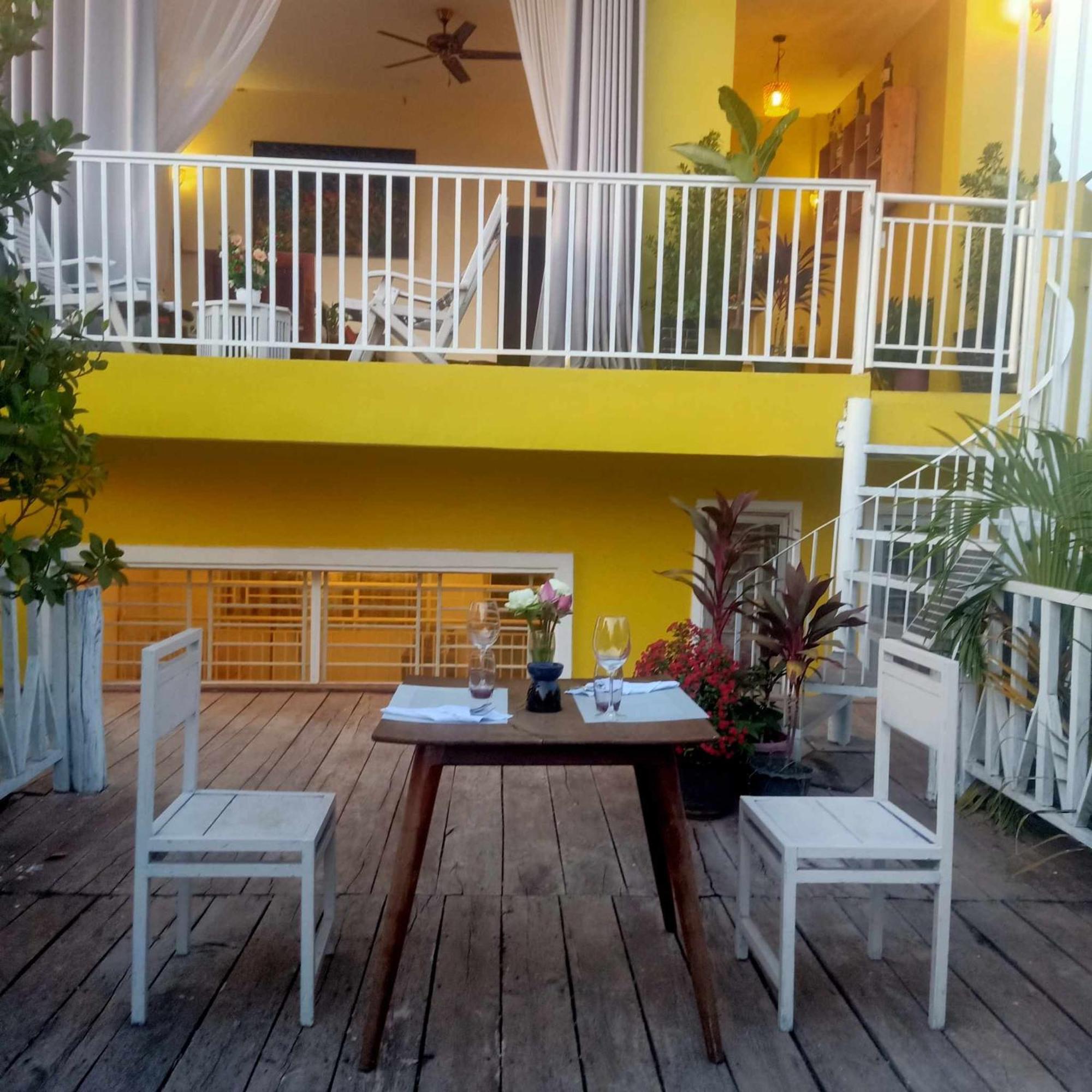 Homestay Yellow Natural House سيام ريب المظهر الخارجي الصورة