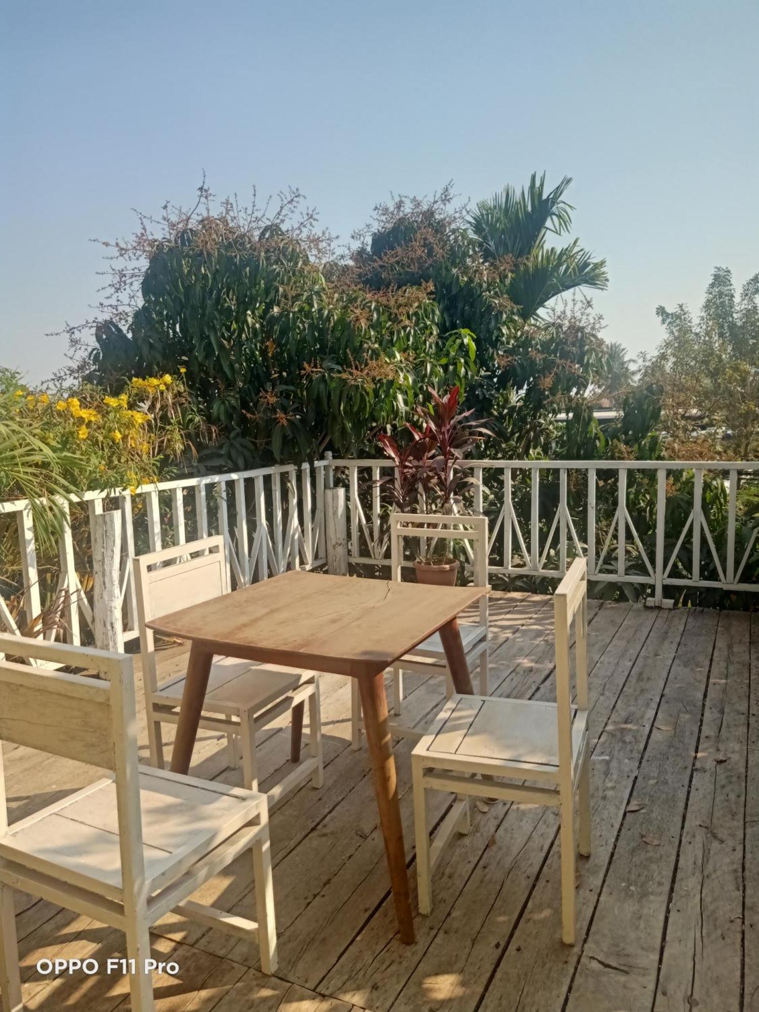 Homestay Yellow Natural House سيام ريب المظهر الخارجي الصورة