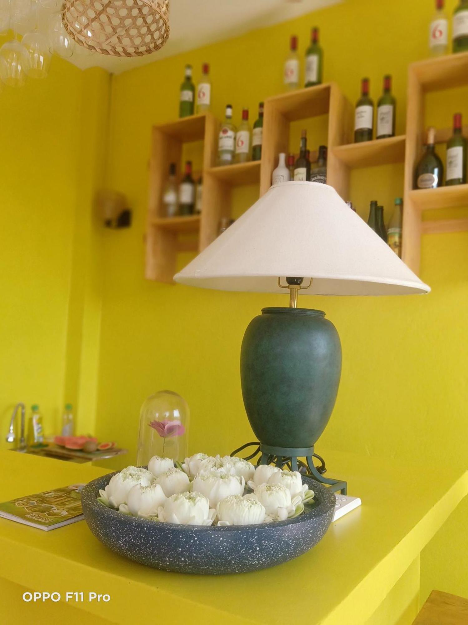 Homestay Yellow Natural House سيام ريب المظهر الخارجي الصورة